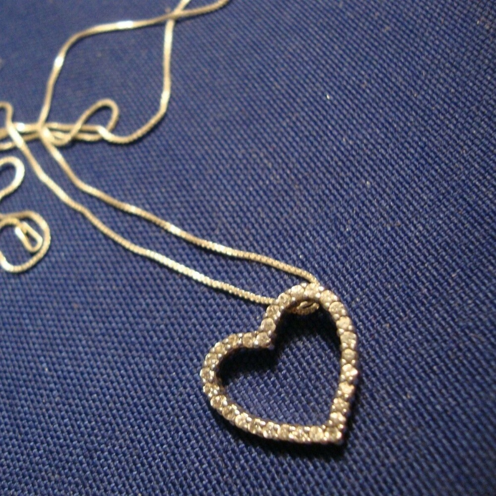 Estate cluster heart necklace